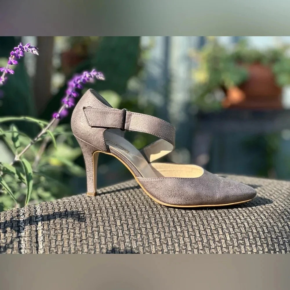 Paul Green — D’Orsay Asymmetrical Pump - Picture 2 of 6